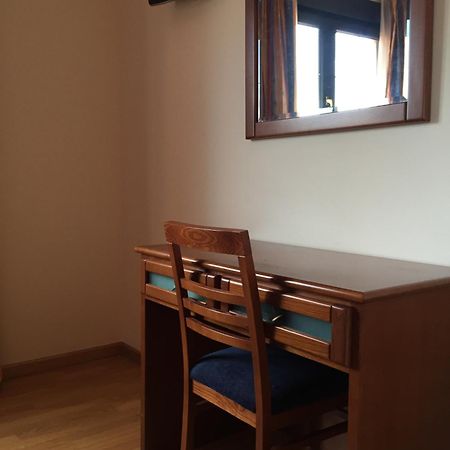 Hostal Tio Pepe II Bembibre  Chambre photo