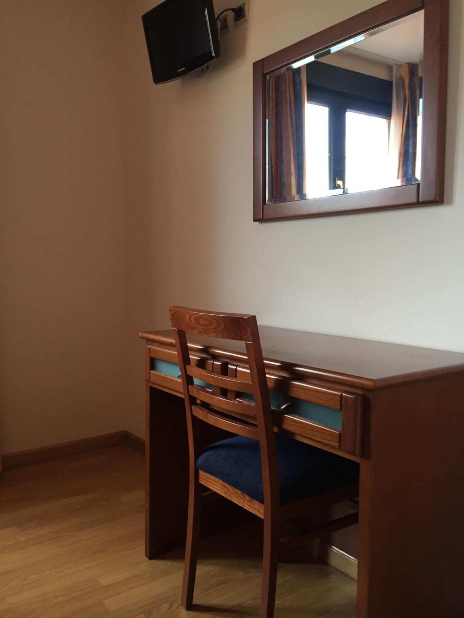 Hostal Tio Pepe II Bembibre  Chambre photo