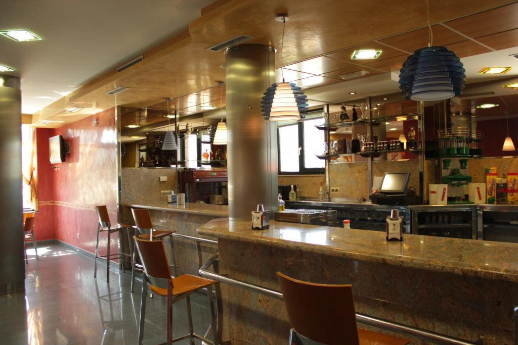Hostal Tio Pepe II Bembibre  Extérieur photo