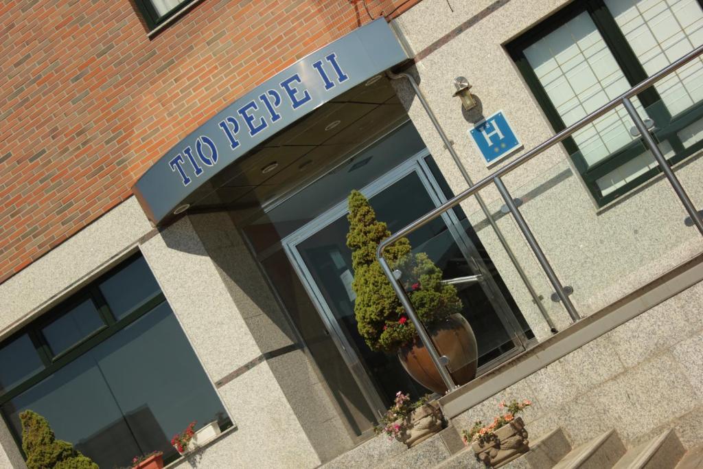 Hostal Tio Pepe II Bembibre  Extérieur photo